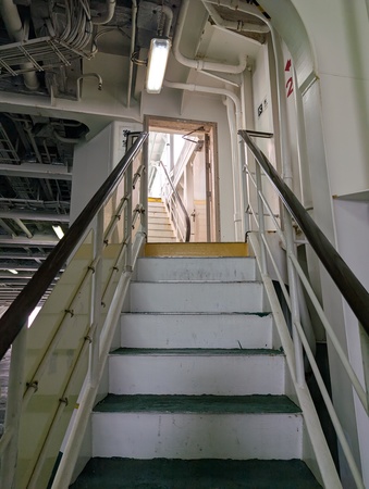 �ɐ��p�t�F���[�ɗǌ΂̂��