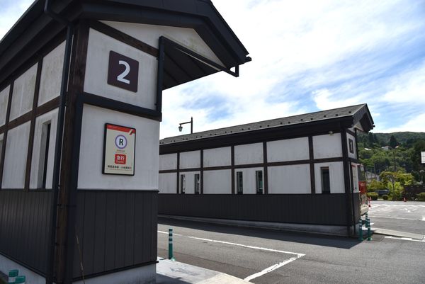 �������`