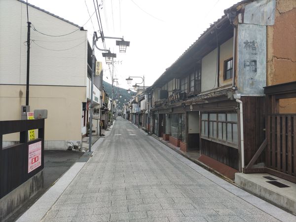 ��F�̒�����