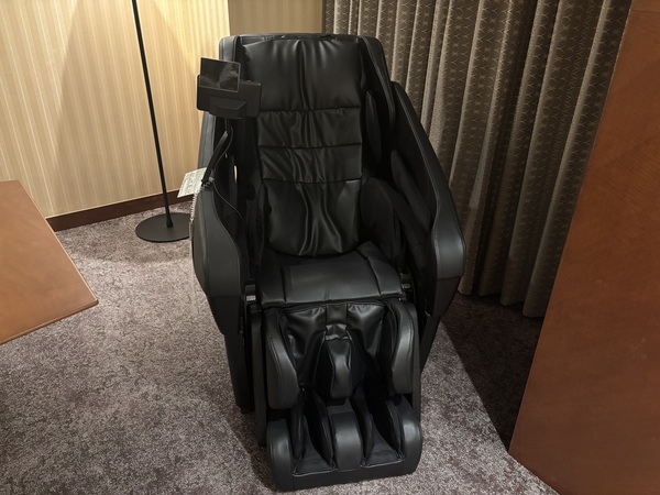 �z�e�����q�啪�I�A�V�X�^���[