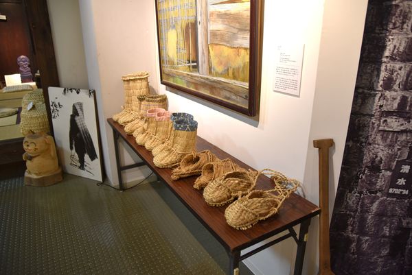 ���򒬗��j���������� �u�ፑ�فv