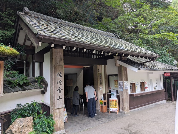 ���n���R���