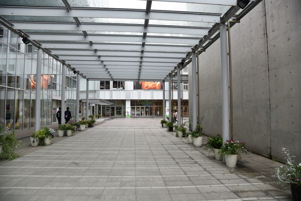 �G���A�Ȃ�����