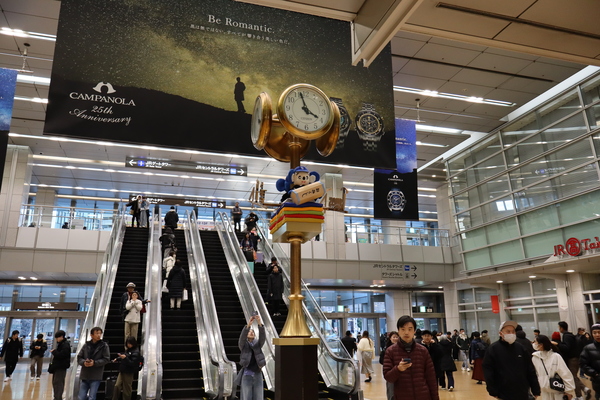 �i�q���É��w