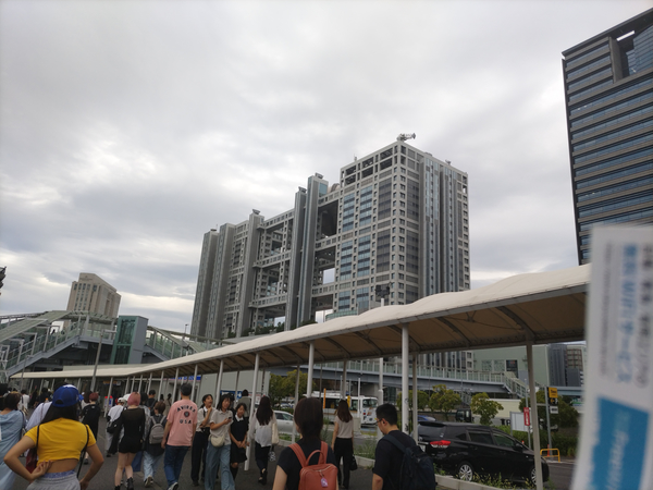 ��񂩂��� �����e���|�[�g�w