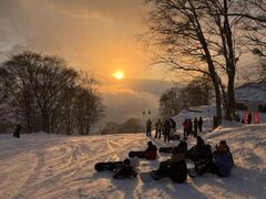 ԑqό][g@̏o|XJCP[u^s̎ʐ^1