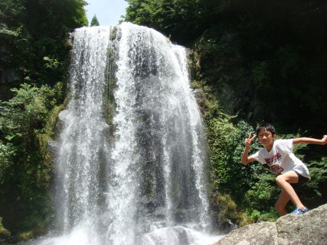 �䂤�������R�̐X�i���F�V�����L�����v��j