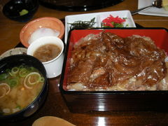 �܂�������̒W�H���������ف@��H���ւ̓��e�ʐ^1