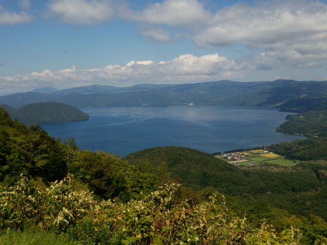 �W�]�䂩��̌i�F_���a�V�R