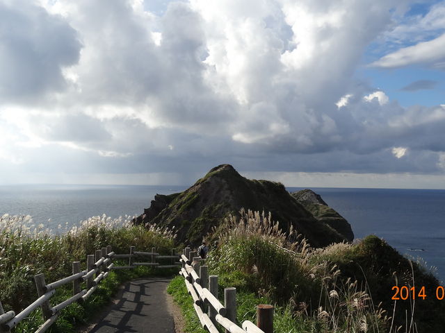 ����Ƃ��݂̃R���g���X�g�������ł��B_�_�Ж�