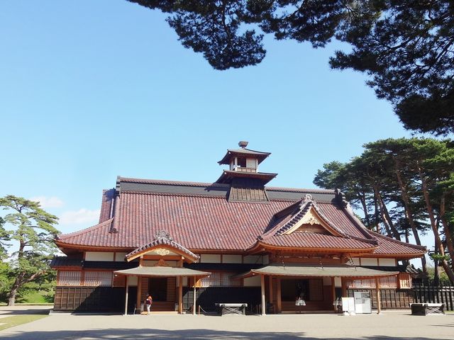 �ܗŊs����