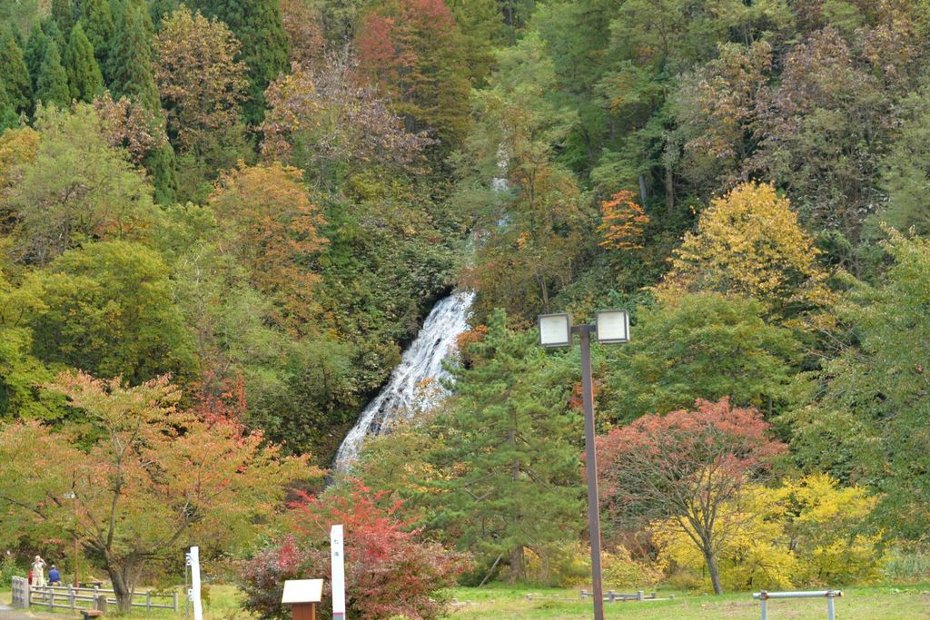 日本の滝100選七滝