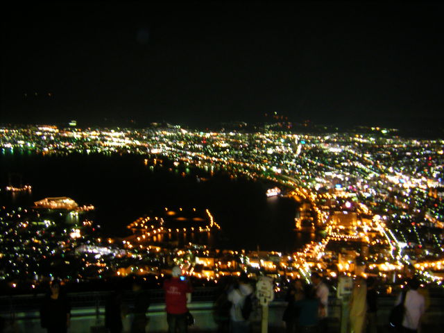 ���َR����̖�i�ł��B������ƃu���Ă܂����B_���َR