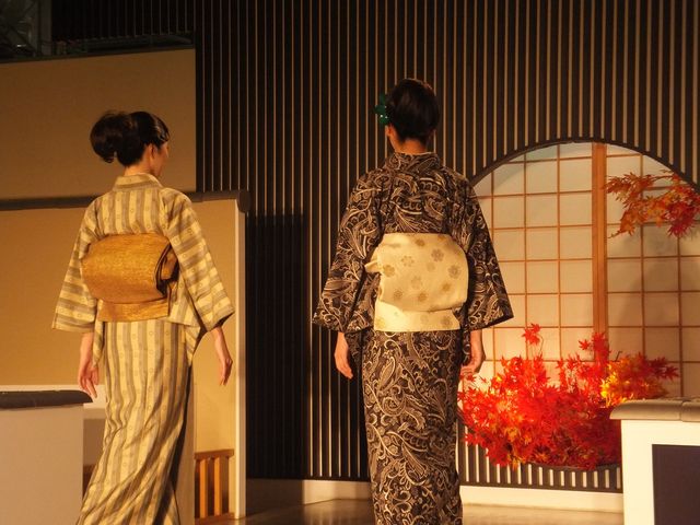 �����̃V���[_���w�D���