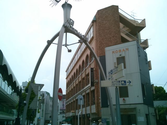 �w�t�F�j�b�N�X(�s����)�̃��j�������g�x�B�����̏ے���\���Ă��܂��B_�������X�X