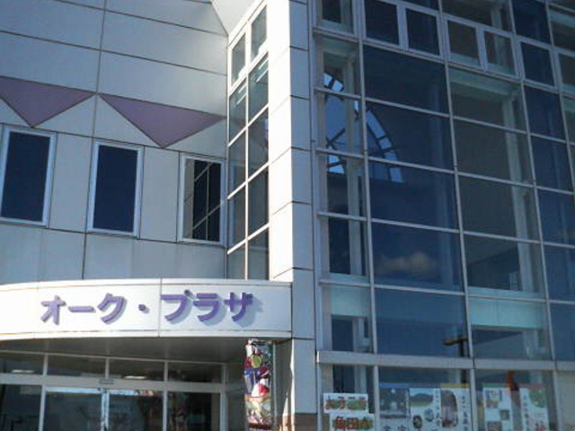 �p�c�w�ɕ��݂ŁA�d�ԑ҂��̎��Ԃɕ֗��ł��B_�p�c�w�R�~���j�e�B�v���U�i�I�[�N�v���U�j