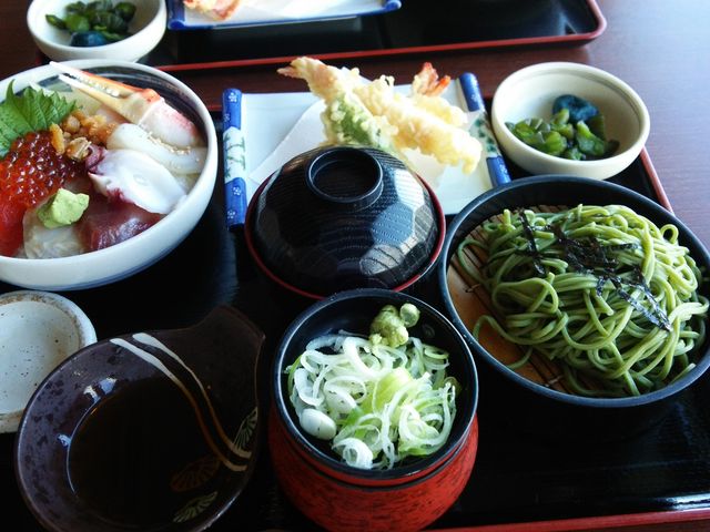 E^}̍Y@T[t@Ng[̓eʐ^2