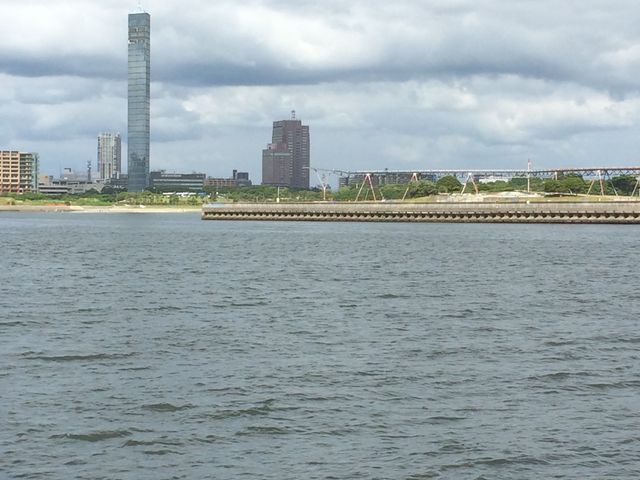 幕張沖からの景色_千葉港めぐり観光船