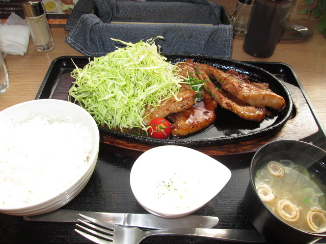 yosshŷЂܓ؃t@[}[Y}[PbgiЂܓؐHj̓eʐ^3