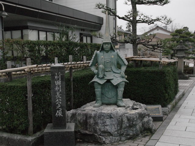 �Q���ɂ�_������