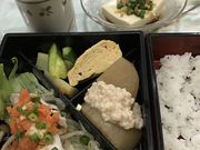 ����������̉��H�̓��e�ʐ^1