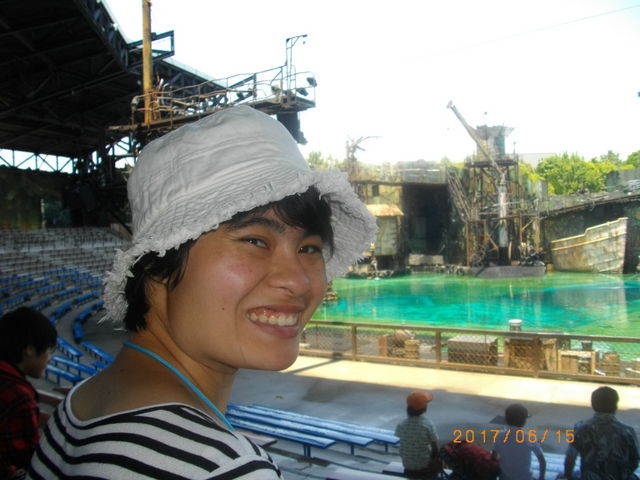 �E�H�[�^�[���[���h_���j�o�[�T���E�X�^�W�I�E�W���p���iUSJ�j