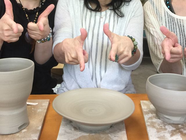 �F�������ďĂ��������ė���̂��y���݂ł�_��ӂ���̌��H�[�~���E�E倗��i������イ�j�q