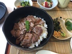 ȁ􂳂̑T[rXGA@ւ̓eʐ^1