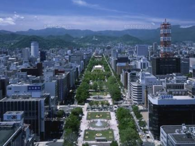 �Y��_�����ۂ�e���r��