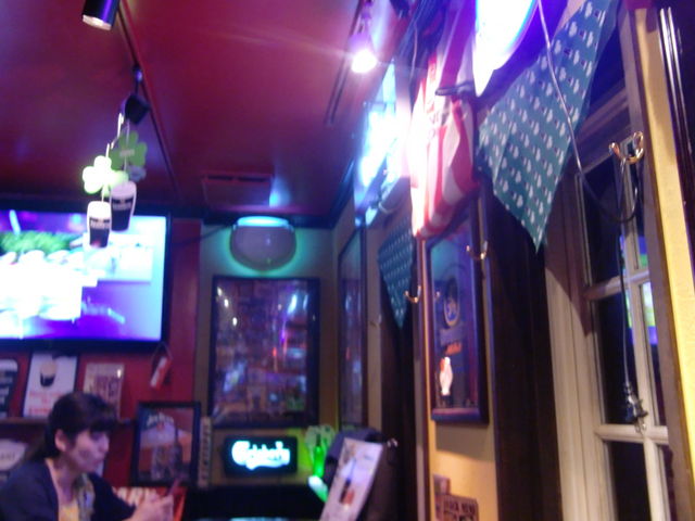 moomĩ}CU[ Irish pub lan in the Moon sGۓX̓eʐ^2