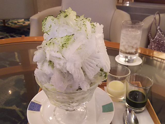 �����I�I_�����z�e�����o���g����