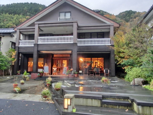 �����J�t�F Chitto Motche�i�`�b�g���b�V�F�j