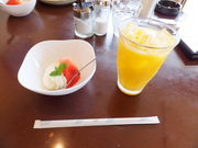 ���ڂ炳��̃r�[���Y�E�J�t�F�̓��e�ʐ^4