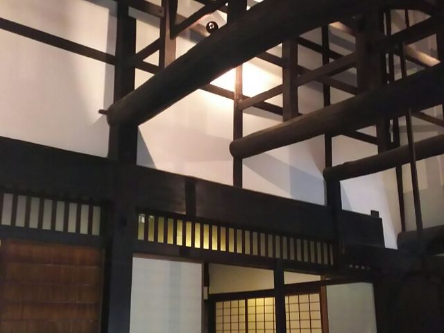 �y�Ԃ̗�_���Ɨ��j�ف@�R���ƏZ��