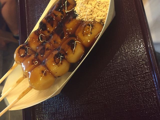 3{300~݂̂炵cq_񂲂̓X ؔ