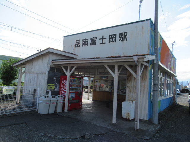 �����ɓd�C�@�֎Ԃ��~�܂��Ă��܂��B_�x��d��