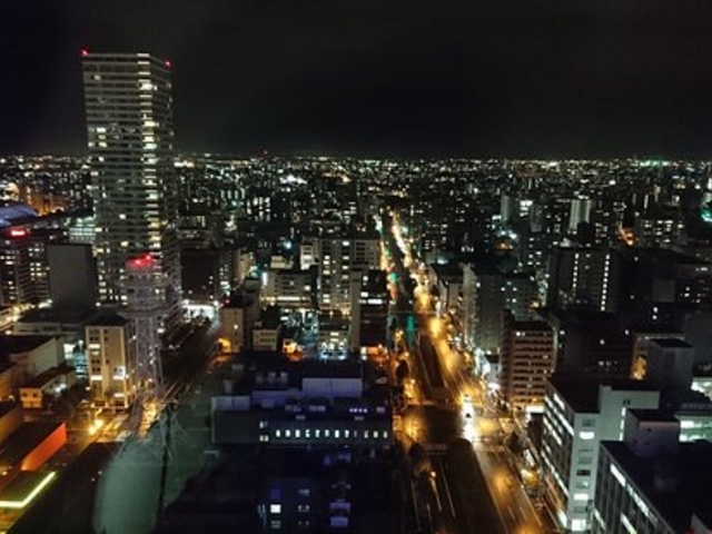 �W�]�䂩��_�����ۂ�e���r��