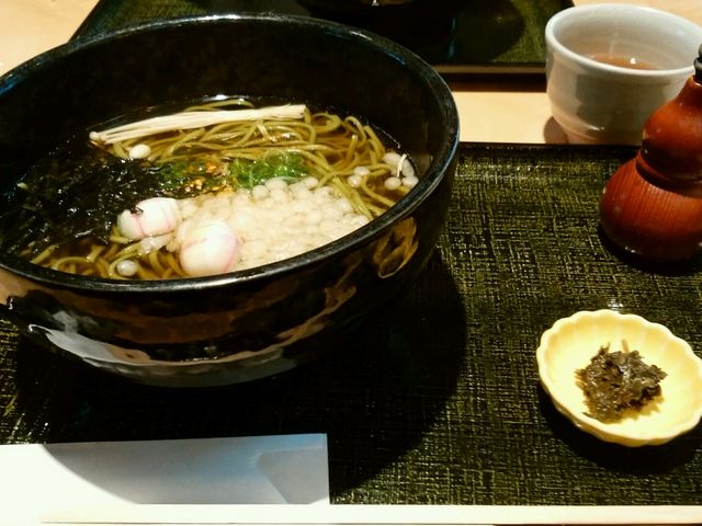 ΂̂ƂȂ̂̒ώρAĂłƂĂB_ɓvEq