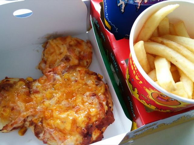 ~bL[VFCṽsU_q[CEf[CE[C̃Obh^CEJtF