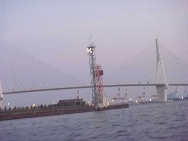 ���l�t�F���[�{�[�g�������