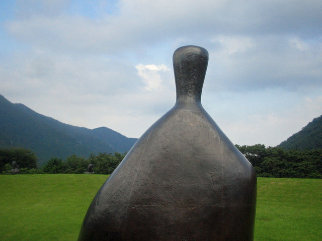 ���R�Ƃ̗Z��_�����̐X���p��