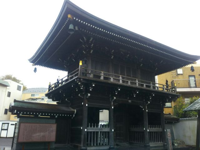 hȎR
lɎlV̒L܂B_㉤