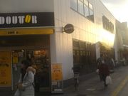 ���c�J�擙�X�͂̏Z�l����̃h�g�[���R�[�q�[�@����k���X�̓��e�ʐ^1