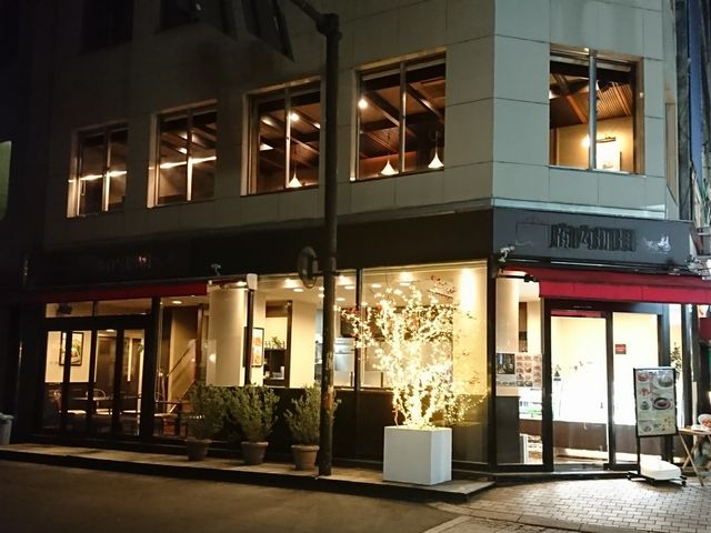 P񂳂̃JtFp{ܔԊXX̓eʐ^1