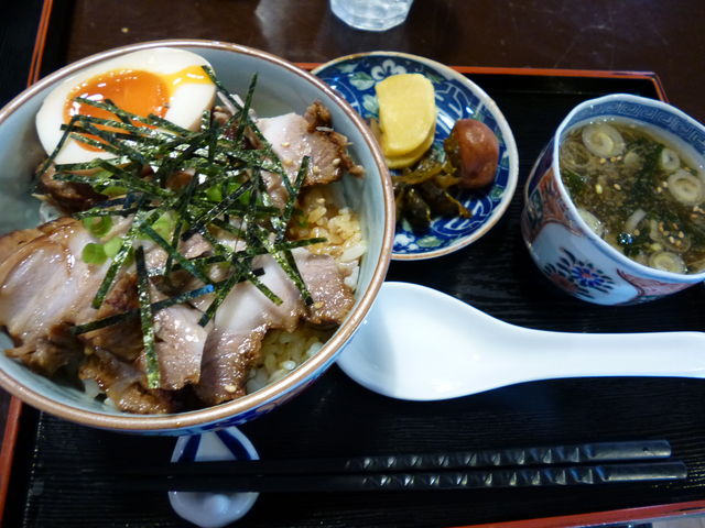 �g�����\����̕s�������̓��e�ʐ^1