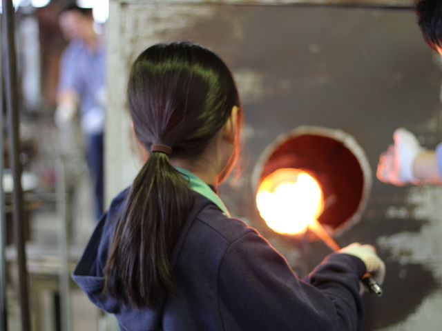 �F�ŃK���X��M���܂�_�����с[�ǂ�p�[�N