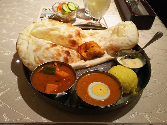 䂸̃}U[CfBA wOX̓eʐ^1