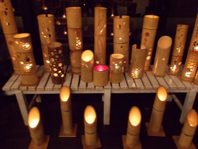 Ɩ𗎂Ƃr[CDRT[g胏CU镑܂B
߂_֒MC