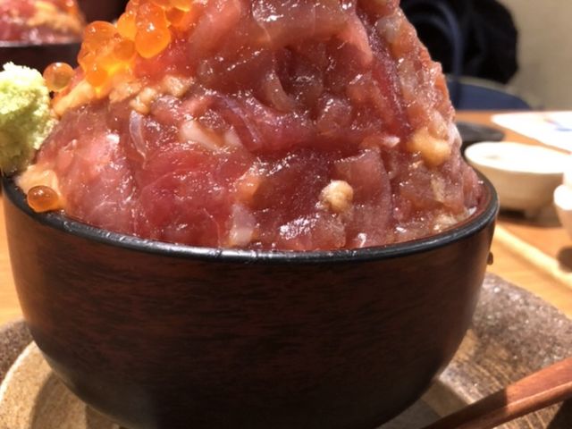 ɓr[̒ЂB|Iȃ{[IjłĤׂƂłΏ_̉w ɓ}^E