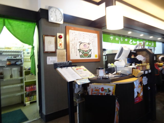 ���W�O�@�e�[�u���ȂƃJ�E���^�[�Ȃ�����܂�_���� �����X